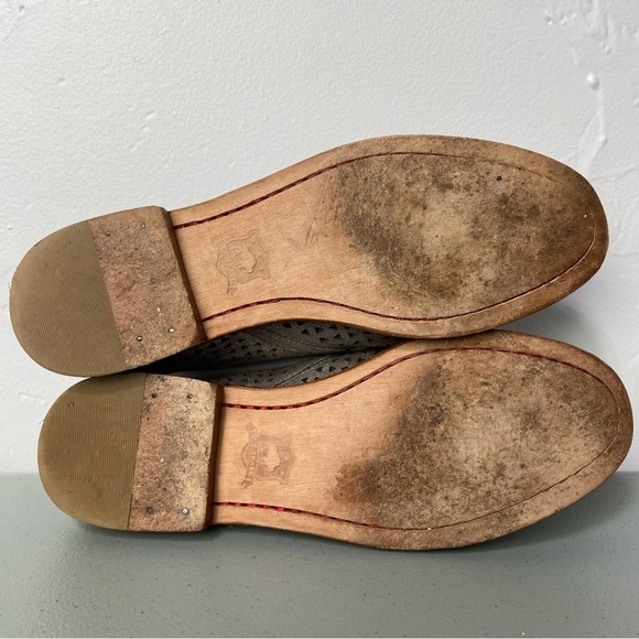 Trask Women's Loafers Metallic Perforated Slip On Size 7M - Picture 2 of 9